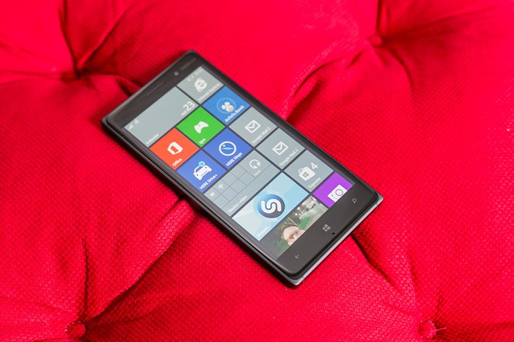 Nokia Lumia 830 (5).jpg